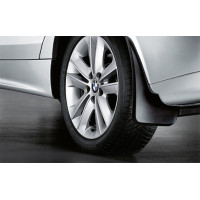 Fartuchy przeciwbłotne tylne BMW serii 1 - 82160421318