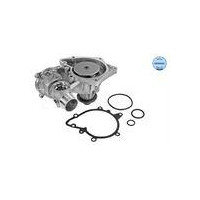 POMPA WODY BMW M62 3,5 V8 E38/