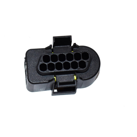 Obudowa gniazda BMW E46 E53 X5 E60 E61 E63 E65 E70 E71 X6 E83 X3 E90 E91 E92 - 12527789574