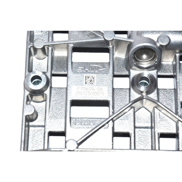 11417810451 Pompa oleju BMW E60 E81 E61 E83 X3 E90 E91 E92 E93 318d 320d 116d 118d 120d 123d 520d N47 - 11417810451 - Części oryginalne BMW Łódź | Sklep internetowy BMW