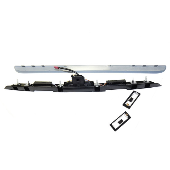 Listwa uchwyt pokrywy bagażnika z przyciskiem BMW E39 Touring 520d 520i 525d 525i 528i 530i 540i - 51138185790