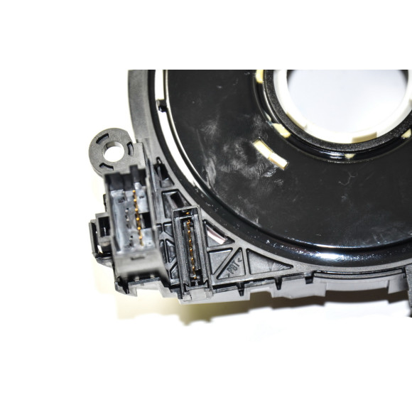 Taśma pod kierownicę zwijacz kaseta BMW E70 E70N X5 30dX 35dX 35iX 40dX 40iX 50iX M50dX - 61319122381