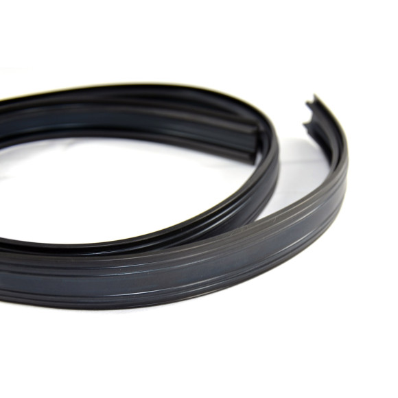 Osłona profilu bagażnika dachowego górna BMW E30 E32 E34 E36 E38 E39 E46 E53 X5 E61 E83 X3 E91 Z3 - 82129413122