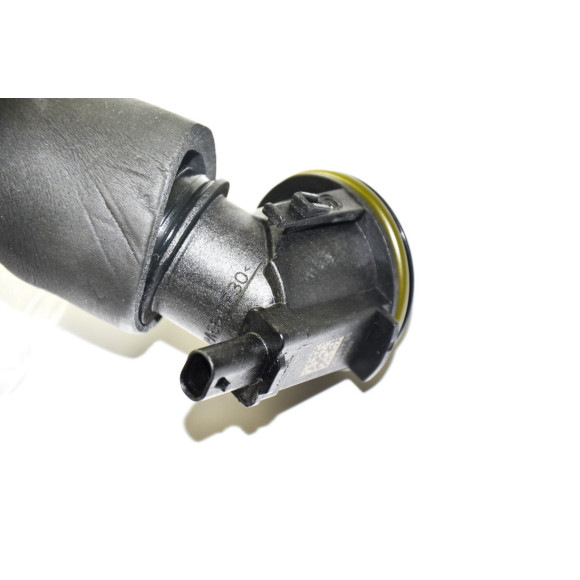 Przewód odpowietrzający pokrywy BMW E84 F07 F10 F11 F15 F16 F20 F21 F26 F25 F30 F31 F34 F36 - 11127588417