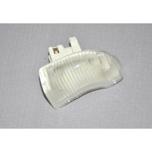 Oświetlenie przestrzeni podłogowej lampka przód lewa BMW E32 730i 735i 740i 750i - 63311374425