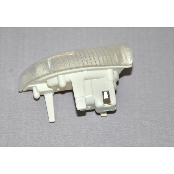 Oświetlenie przestrzeni podłogowej lampka przód lewa BMW E32 730i 735i 740i 750i - 63311374425