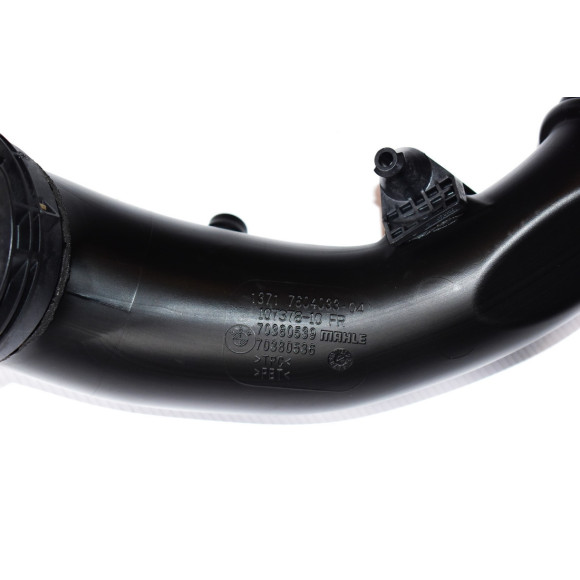 Przewód powietrza doładowania BMW F20 F21 F22 F23 F25 F26 F30 F31 F32 F33 F36 F87 - 13717604033
