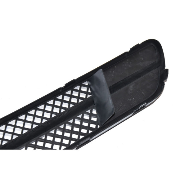 Kratka zderzaka przód BMW E82 E88 118 120 123 125 128, produkowane od 03.2011r - 51117263119