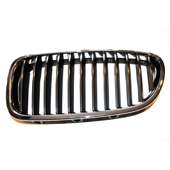 Nerka atrapa przód lewa BMW F10 F11 520 523 525 528 530 535 550 prod. do 2013-07 - 51137203649