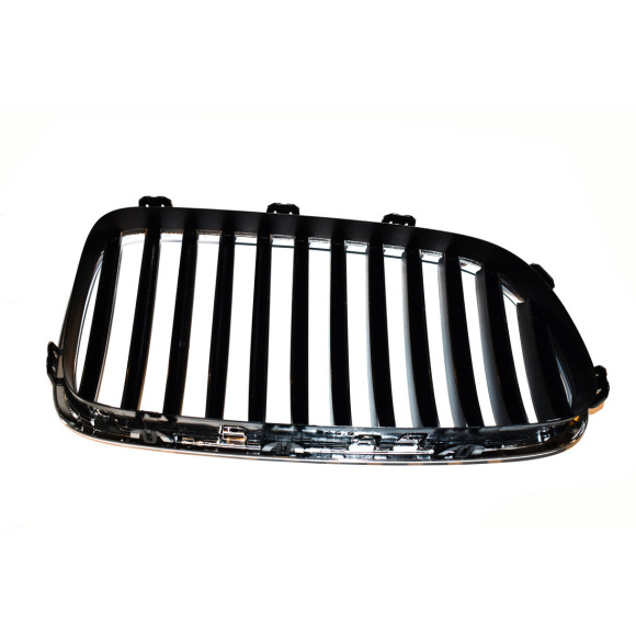 Nerka atrapa przód lewa BMW F10 F11 520 523 525 528 530 535 550 prod. do 2013-07 - 51137203649