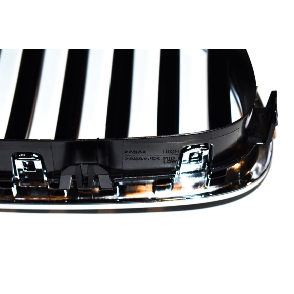 Nerka atrapa przód lewa BMW F10 F11 520 523 525 528 530 535 550 prod. do 2013-07 - 51137203649