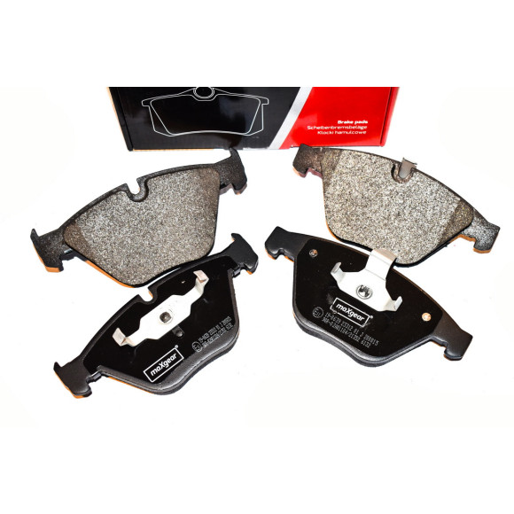 Klocki hamulcowe przód BMW E60 525 520 530 E63