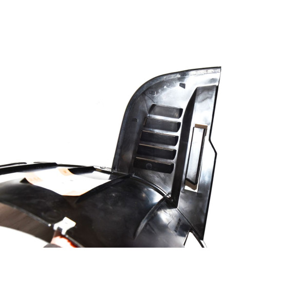 Nadkole przód lewe dolne BMW E39 520 523 525 528 530 535 540 - 51717008689