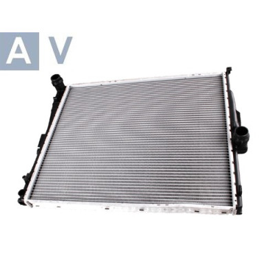 Chłodnica silnika BMW X3 E83 E83N 2,0d 2,0i 2,5i 3,0i 1,8d - 17113403551