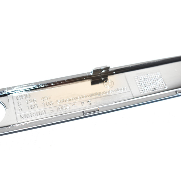 Osłona listwa zderzak przód lewa BMW E38 CHROM 725 728 730 735 740 750 - 51118168105