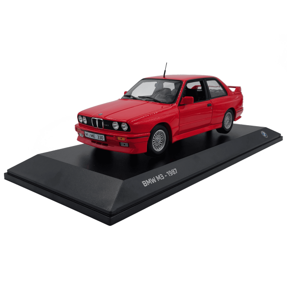 Miniatura BMW M3 E30 Red 1987 1:18 prezent - 80435A5D018