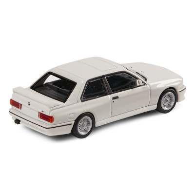 Miniatura BMW M3 E30 białe 1:64 prezent - 80425B5F650