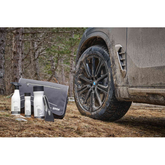 Zimowy zestaw do pielęgnacji BMW Care - 83125B54103
