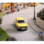 Miniatura BMW 2002 1:64 - 80425B5F647