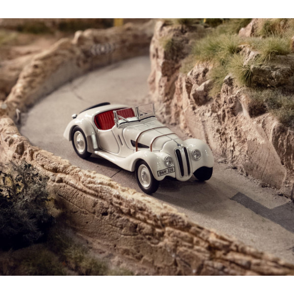 Miniatura BMW 328 1:64 - 80425B5F644