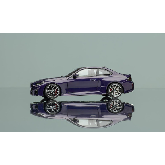 Miniatura BMW M2 (G87) 1:18 Twilight Purple Pearl Metallic - 80435B319C0