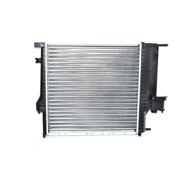 Chłodnica wody BMW E30 E36 316i 318i 318is 320i 323i 325i 328i Z3 silniki M40 M42 M43 M44 M50 M52  - 17111728907