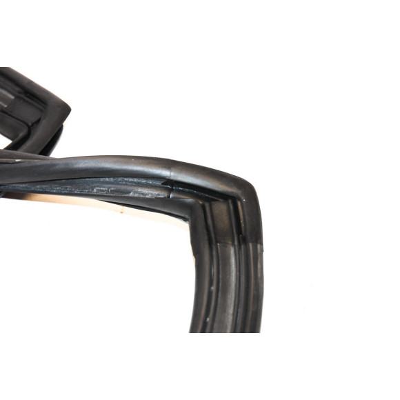 Uszczelka szyby przód BMW E12 E28 518 520 528 530 535 524 533 M5 - 51311822185