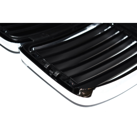 Krata wlotu powietrza środkowa BMW E30 316 318 320 323 325 - 51131945877