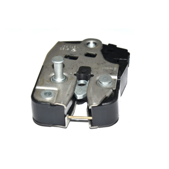 51231970591 Zamek maski pokrywy silnika przód lewy BMW E31 840i 840Ci 850Ci 850CSi - 51231970591 - Części oryginalne BMW Łódź | Sklep internetowy BMW