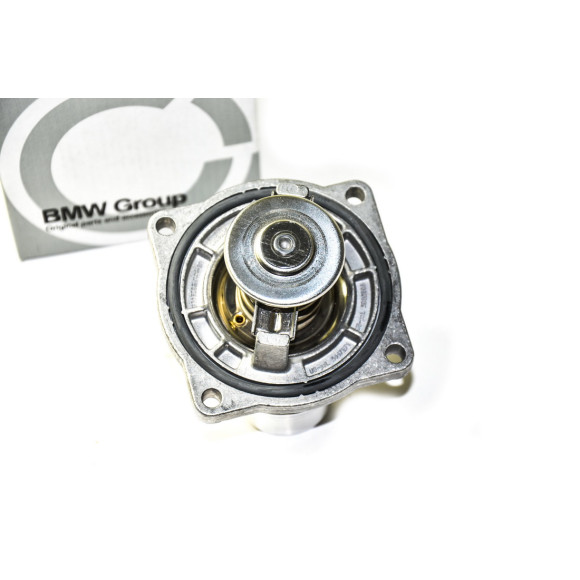 Termostat z króćcem BMW E38 E65 740d 745d - 11512248542