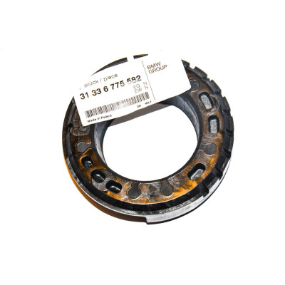 Podkładka sprężyny przód dolna BMW F01 F06 F07 F10 F11 F12 F13  - 31336775582