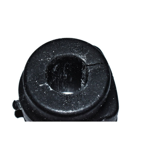 Guma stabilizatora przód BMW E39 535i 540i - 31351092502