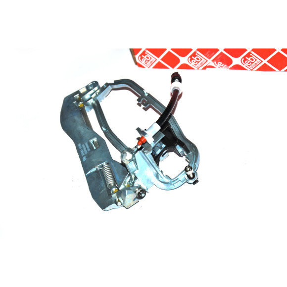 Wspornik klamki zewnętrznej drzwi przód lewe BMW X5 E53 3,0i 3,0d 4,4i 4,6is 4,8is - 51218243615