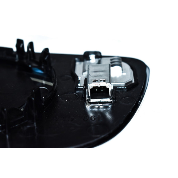 Wkład lusterka zewnętrznego lewy BMW F90 G11 G12 G14 G15 G16 G30 G31 G32  - 51168739631