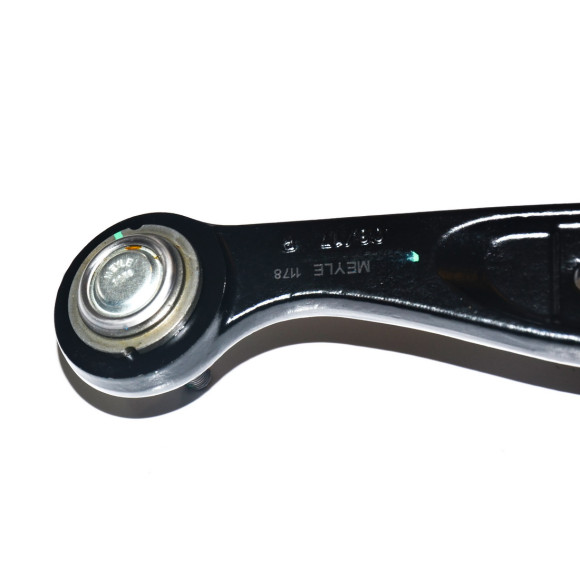 Wahacz przód prawy BMW E30 316i 318i 318is 320i 324td 325i 325e - 31121127726