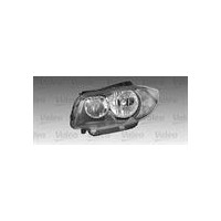REFLEKTOR BMW 1  03.07-09.09 PR