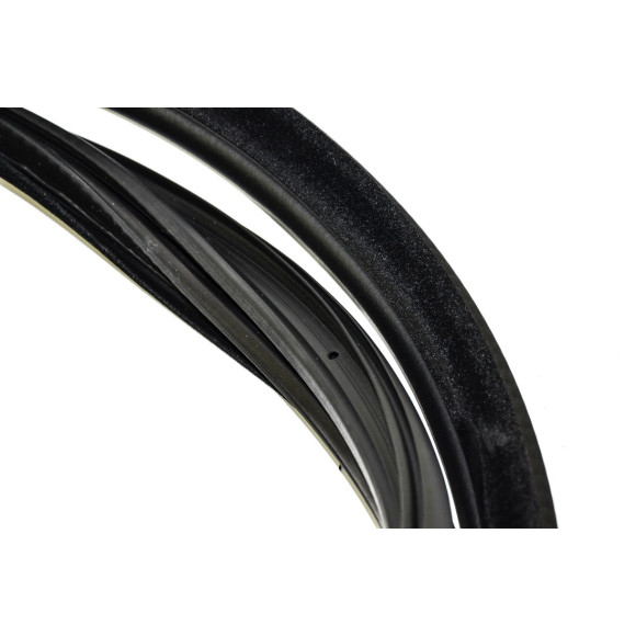 Uszczelka drzwi lewa przód BMW F34 GT 318d 320d 320i 325d 328i 330d 335i 335d 340i - 51767385025