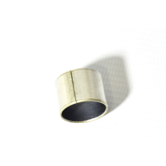 Tulejka BMW K23 K33 K46 K50 K51 K53 K54 K80 K81 K82 - 35217721100