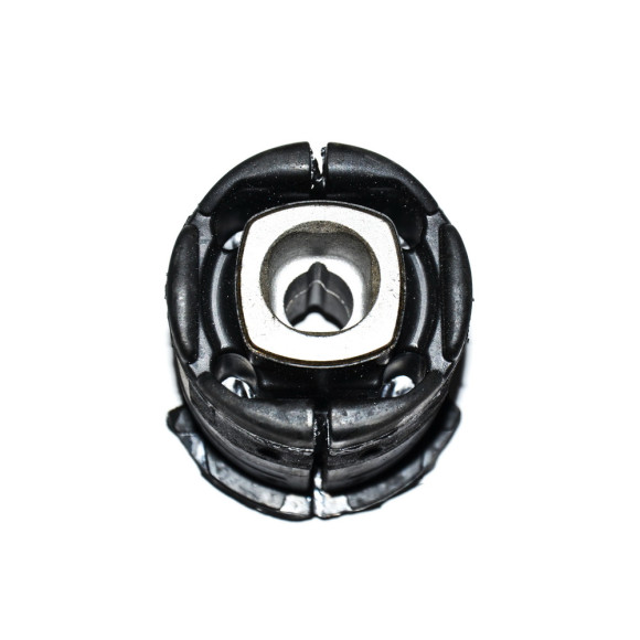 Tuleja belki tył przednia BMW E81 E82 E87 E90 E91 E92 E93 316 318 320 323 325 330 335 116 118 120 123 125 128 130 - 33316758259