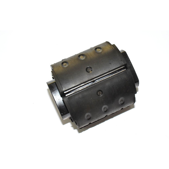 Tuleja belki tył BMW E60 E61 E63 E64 520 523 525 530 535 545 550 630 645 650 - 33316770826